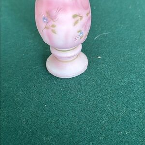 Fenton Blush Pink Satin Rosalene Art Glass Egg with